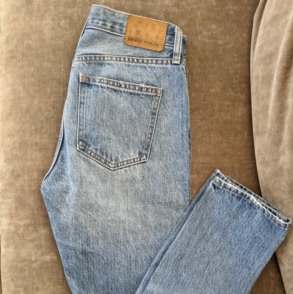 Excellent condition Aritzia Denim Forum Ex-Boyfriend Jeans